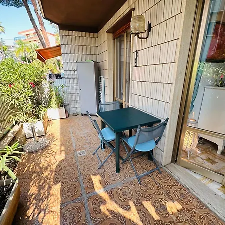 Duca - Garden & Seaview Daire Sanremo