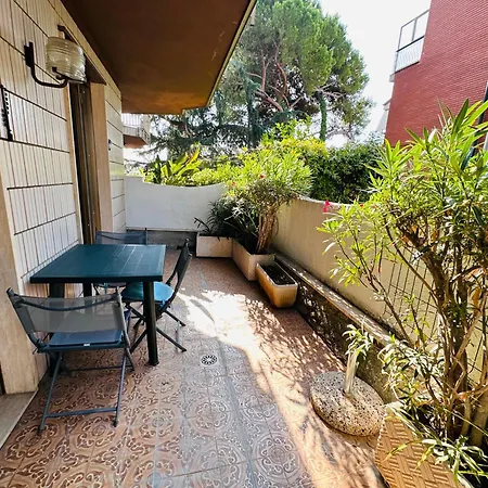Duca A Per 4 Persone Giardino Vista Mare Gorgeous 1 Bed Flat With Garden!