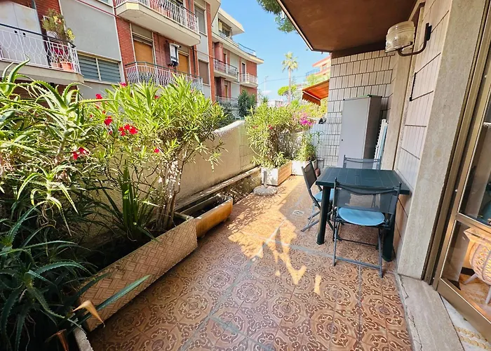 Duca - Garden & Seaview Apartment *