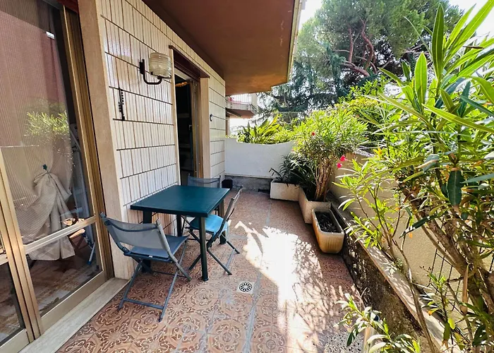 Duca - Garden & Seaview Apartment *